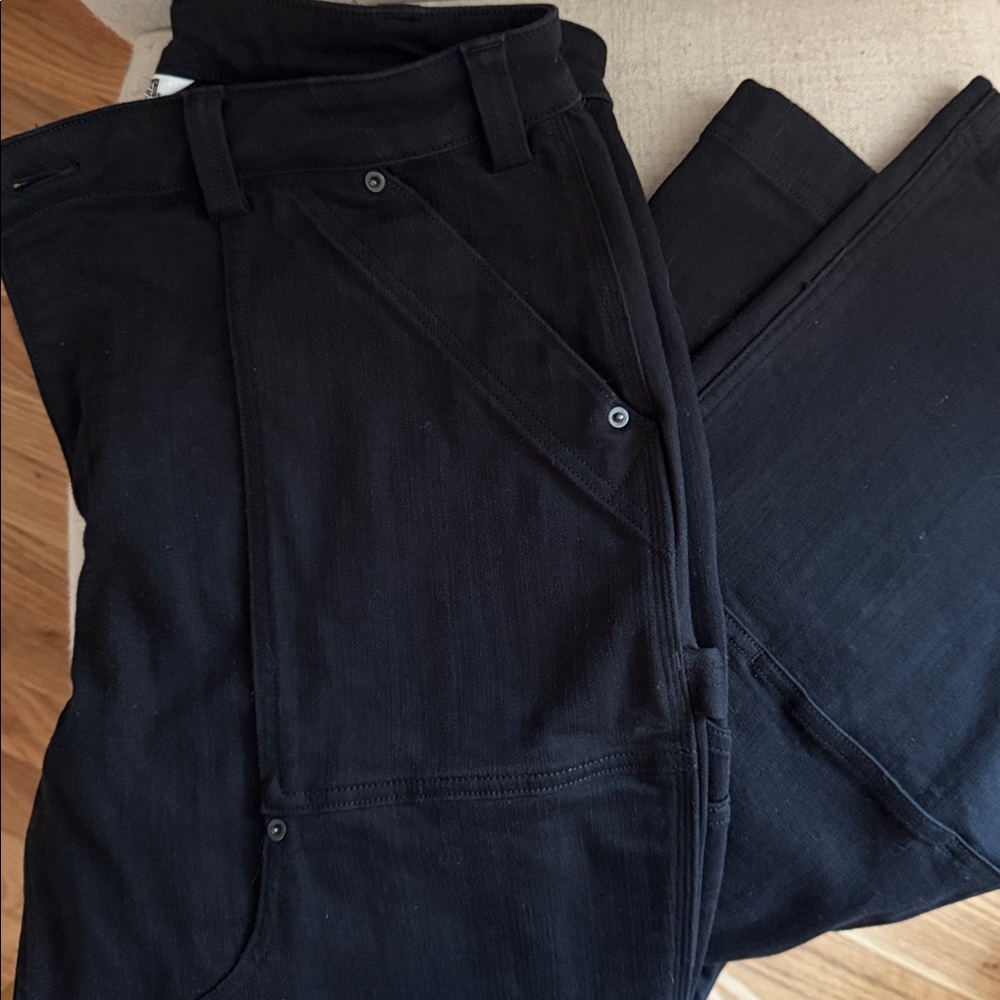 Duluth Trading Co Black Cargo Pants